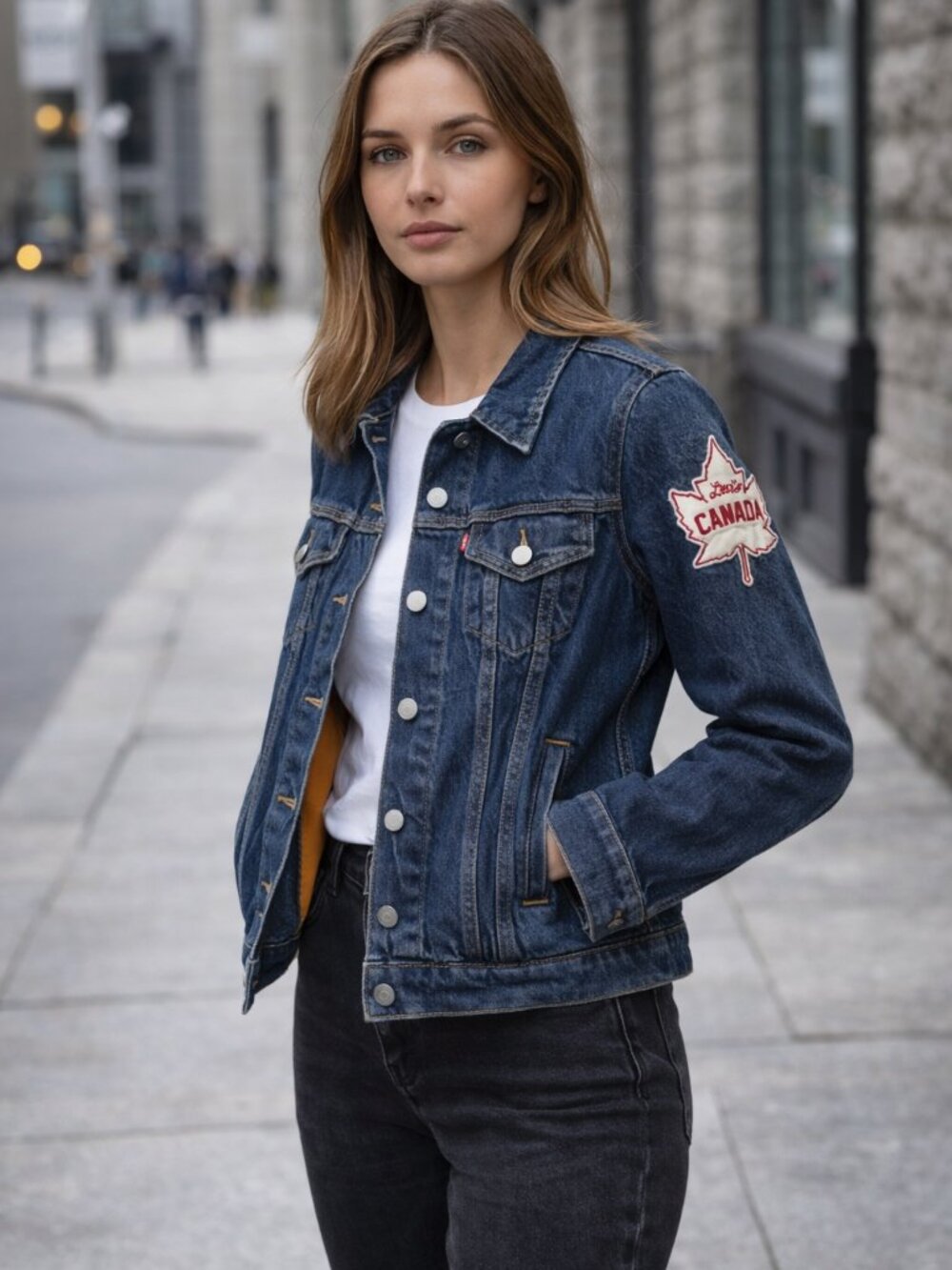 Levi’s Denim Trucker Jacket Canada Patch Blue Jean Jacket Women’s S